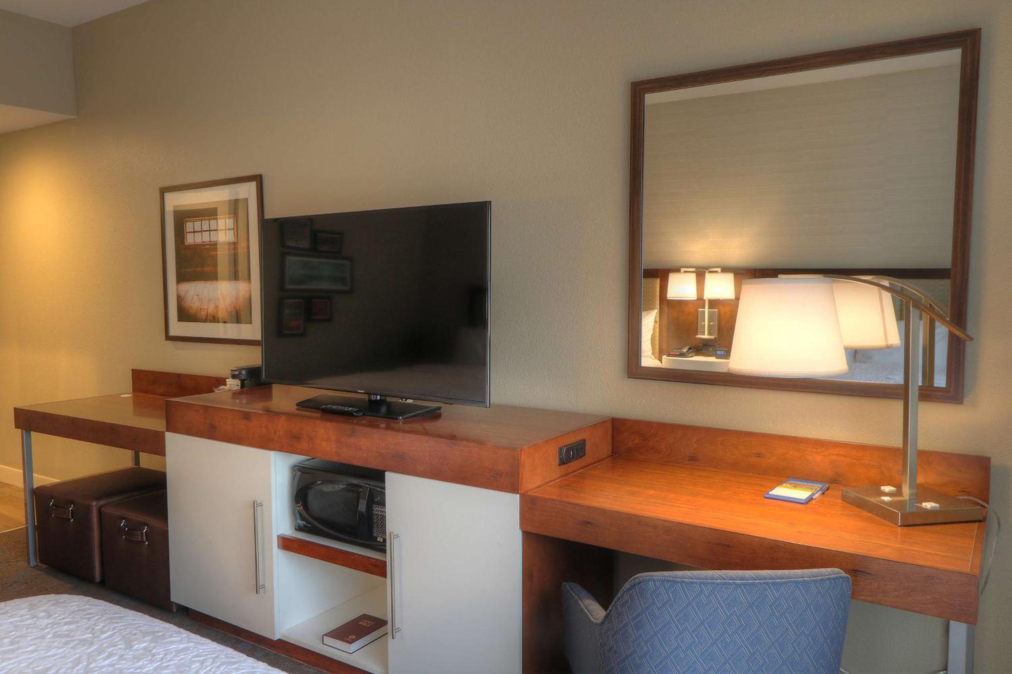 Hampton Inn Gatlinburg Historic Nature Trail, Tn Экстерьер фото