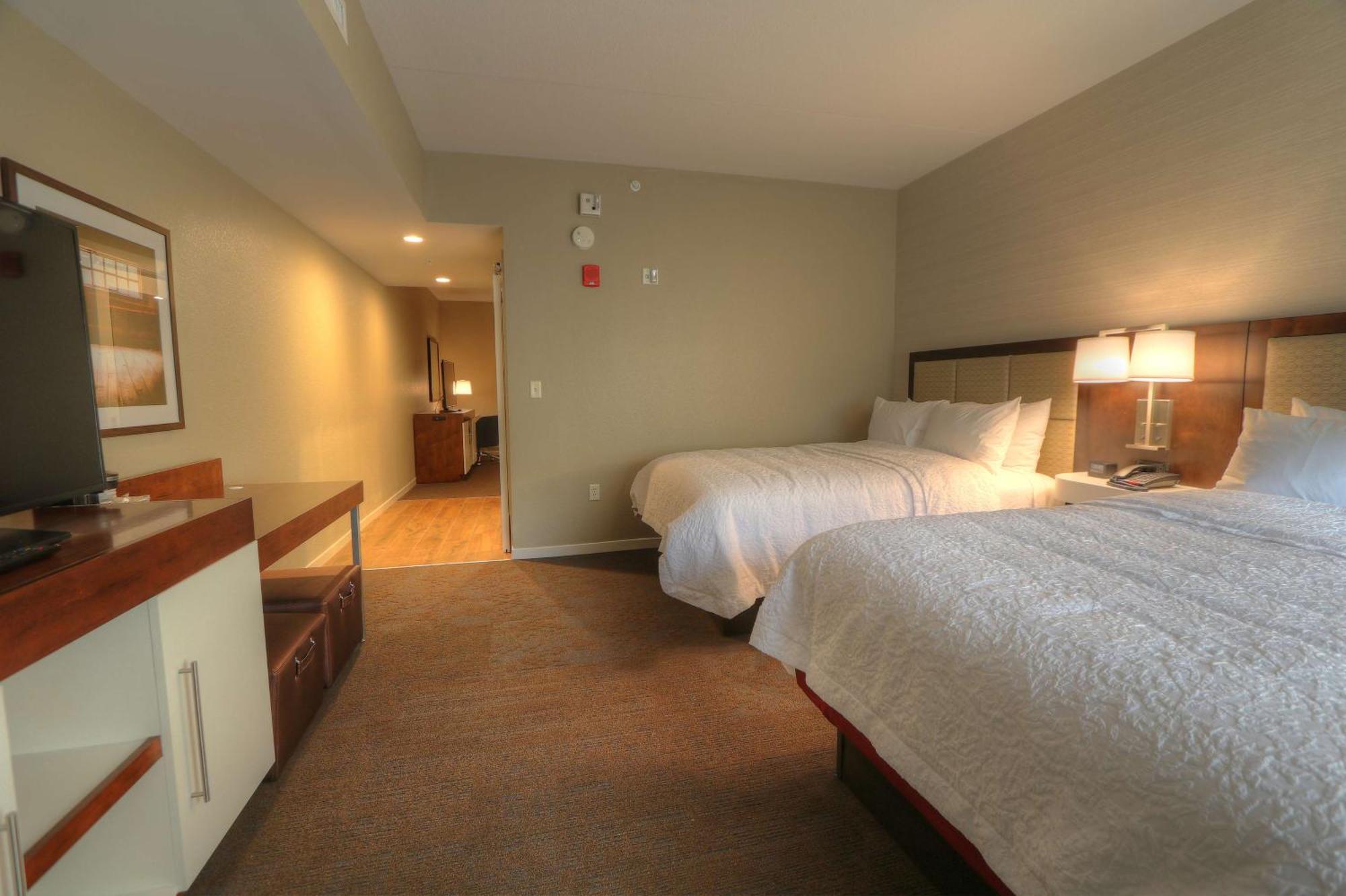 Hampton Inn Gatlinburg Historic Nature Trail, Tn Экстерьер фото