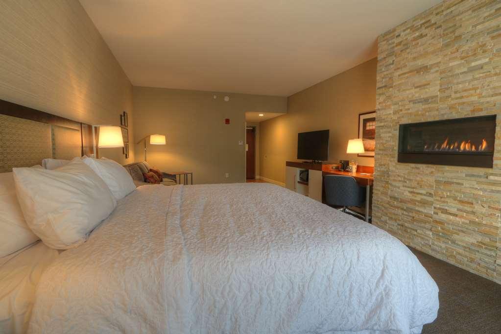 Hampton Inn Gatlinburg Historic Nature Trail, Tn Номер фото